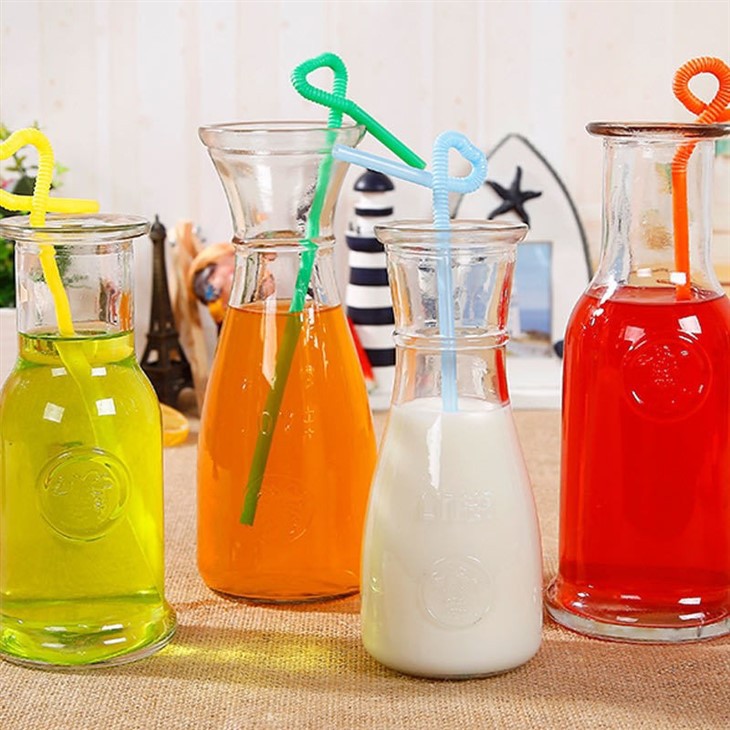 Round 16 oz juice bottles